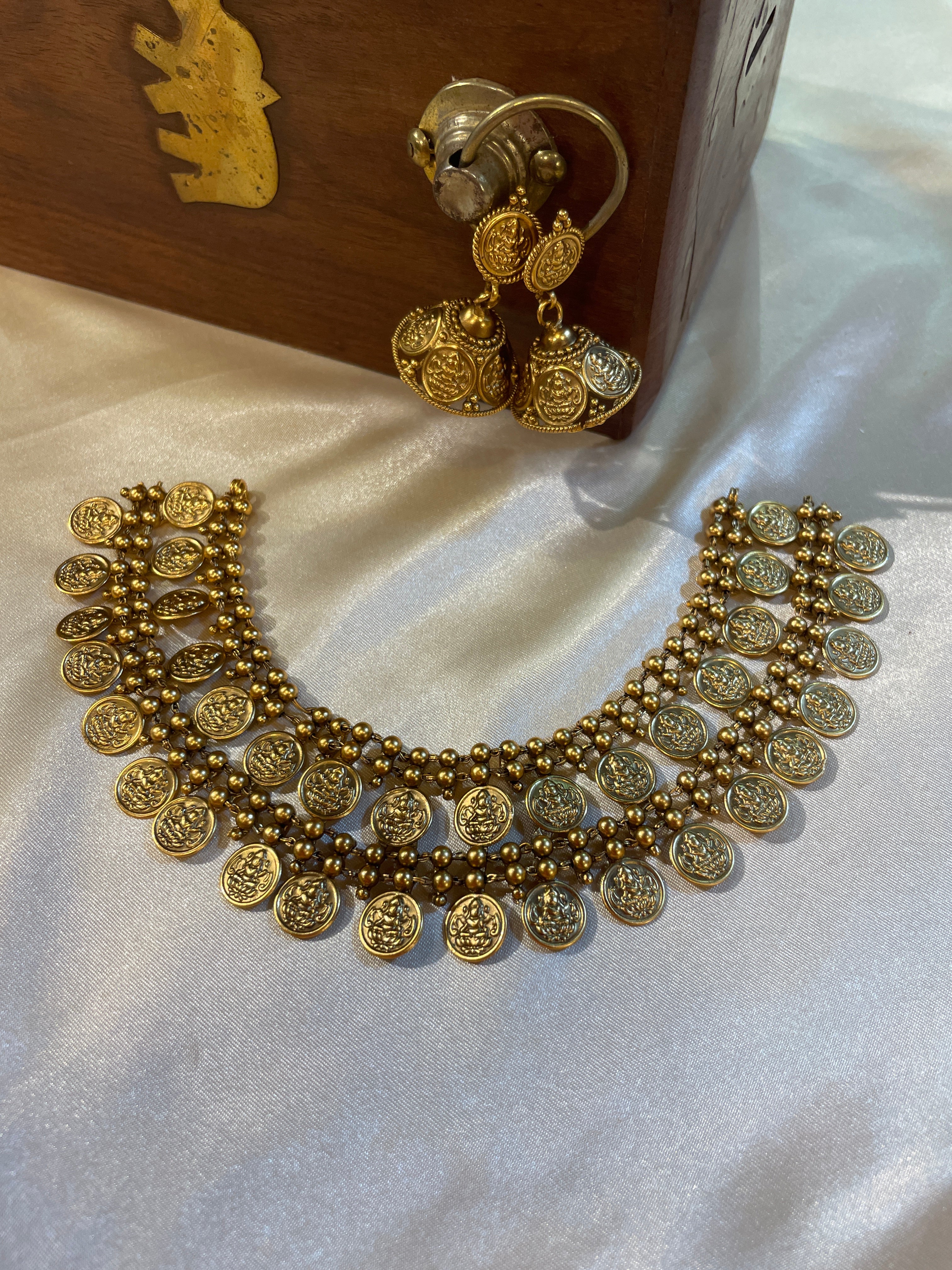 Kalyani Lakshmi Double Layer Kaasu Maala Set